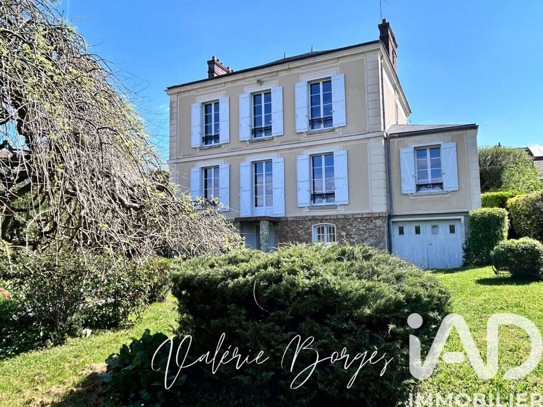Photo 1 - Maison à COULOMMIERS