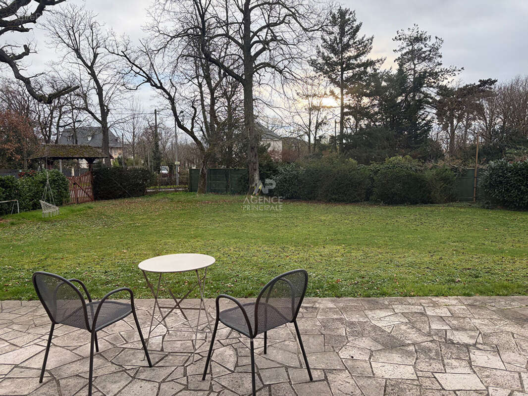 Maison à MAISONS-LAFFITTE