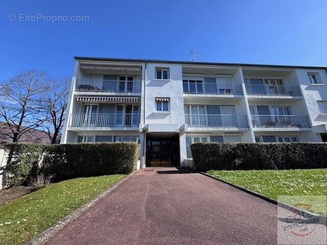 Appartement à DOURDAN