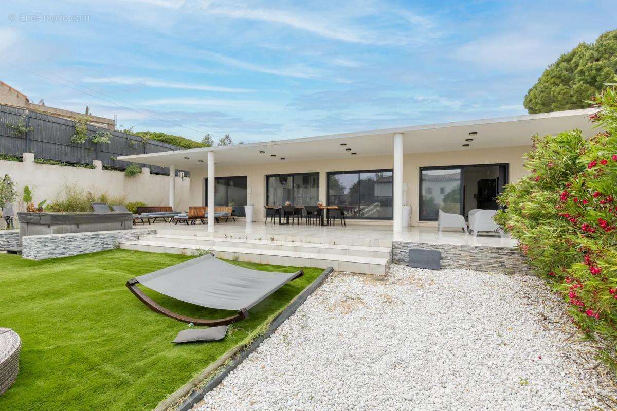 Maison à MARTIGUES
