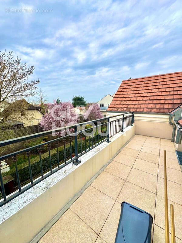 Appartement à LE PLESSIS-PATE