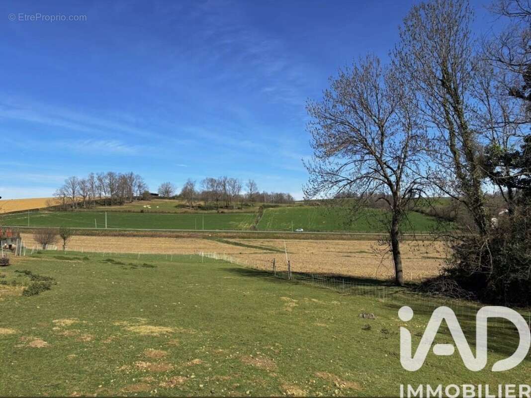 Photo 3 - Terrain à TARBES