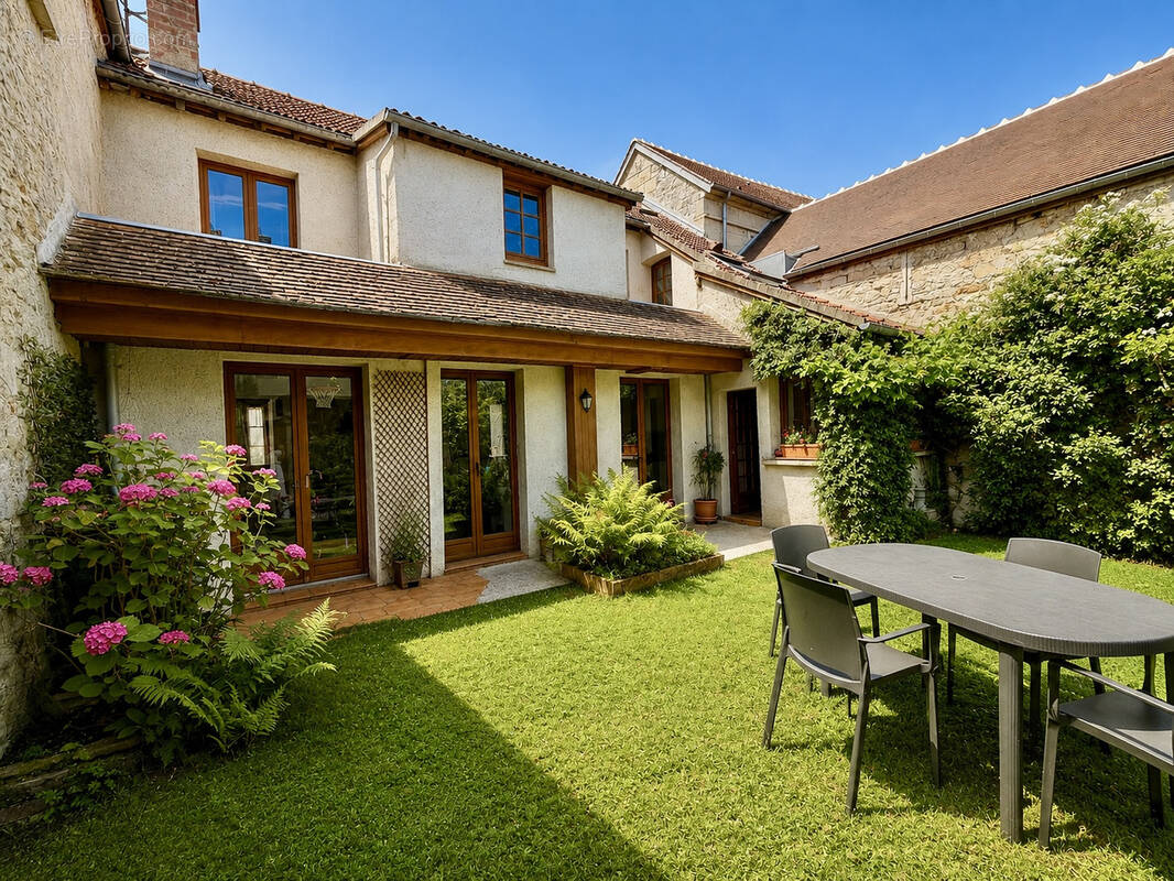 Maison à SENLIS