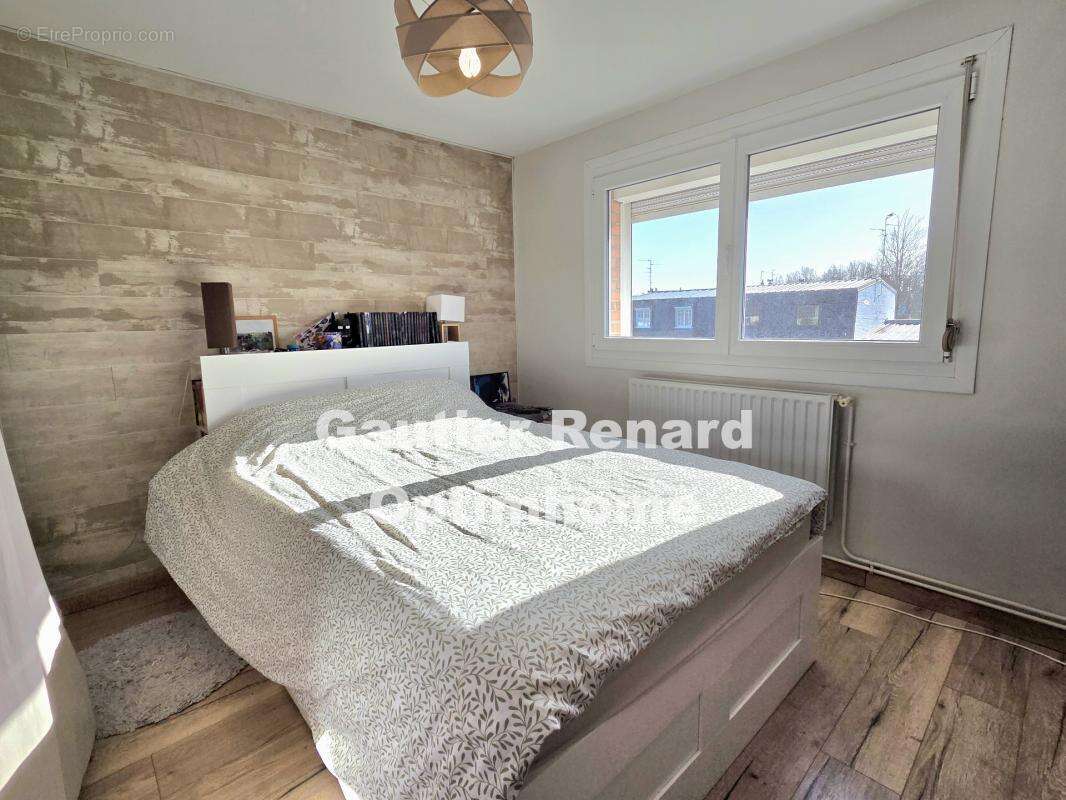 Maison semi‑individuelle entièrement rénovée – Secteur très prisé du Rôleur – 5 pièces SAINT SAULVE (59) - photo 8