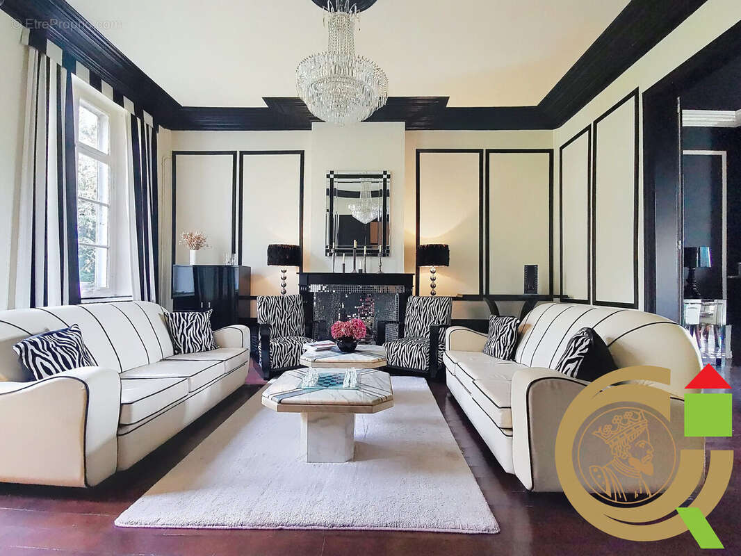 Maison à BERGUENEUSE