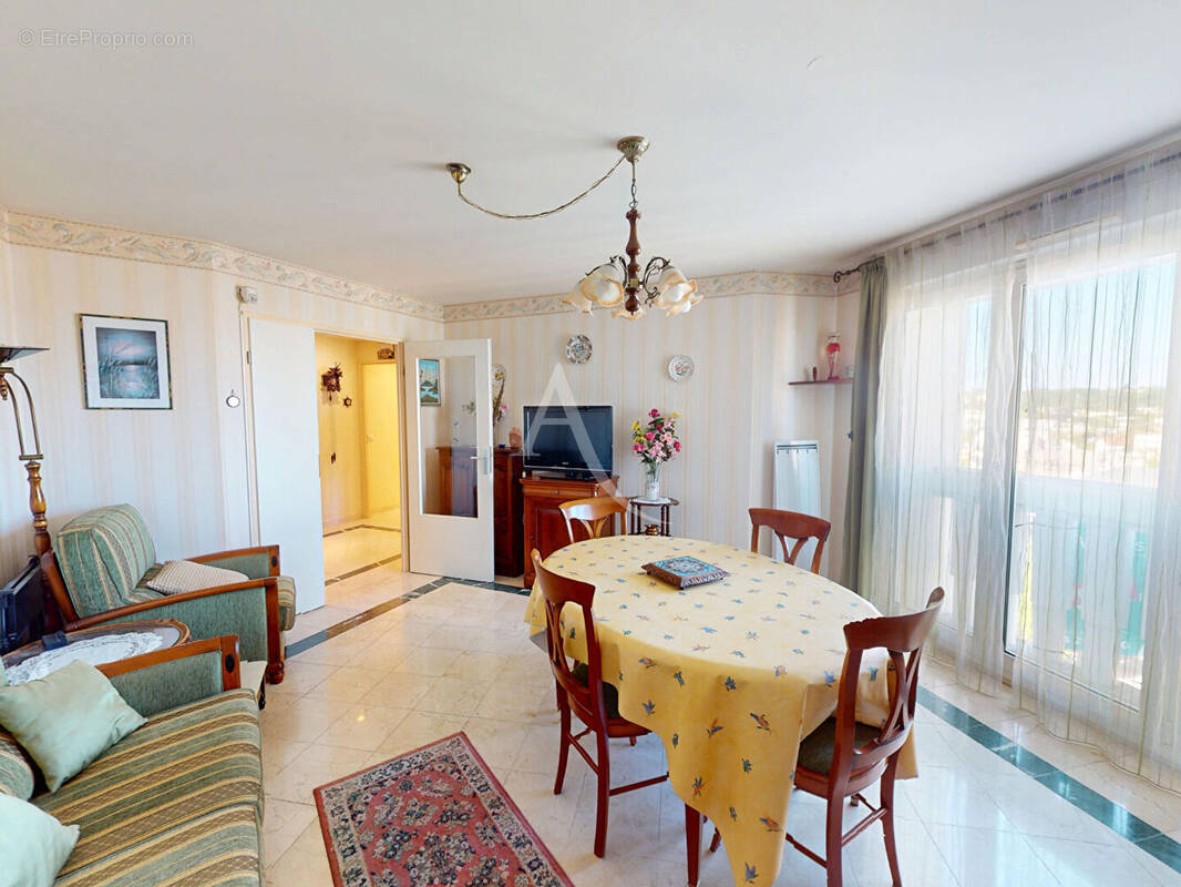 Appartement à VILLEMOMBLE