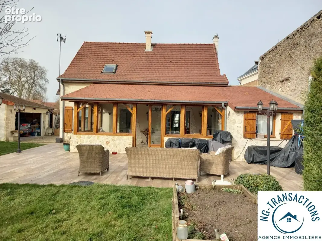 Maison de ville de 140m2 au calme - photo 2