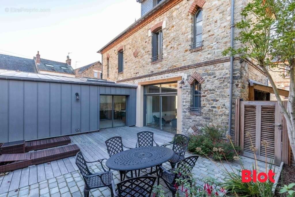 Maison à RENNES