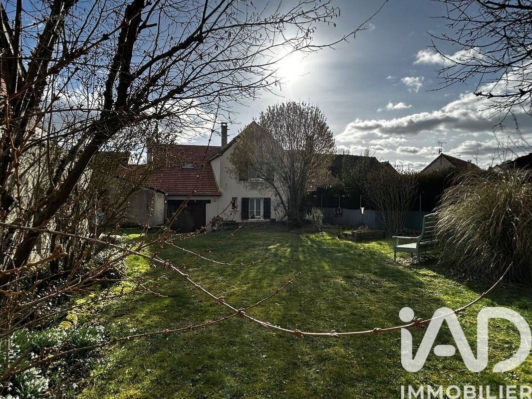 Photo 1 - Maison à BETHISY-SAINT-PIERRE