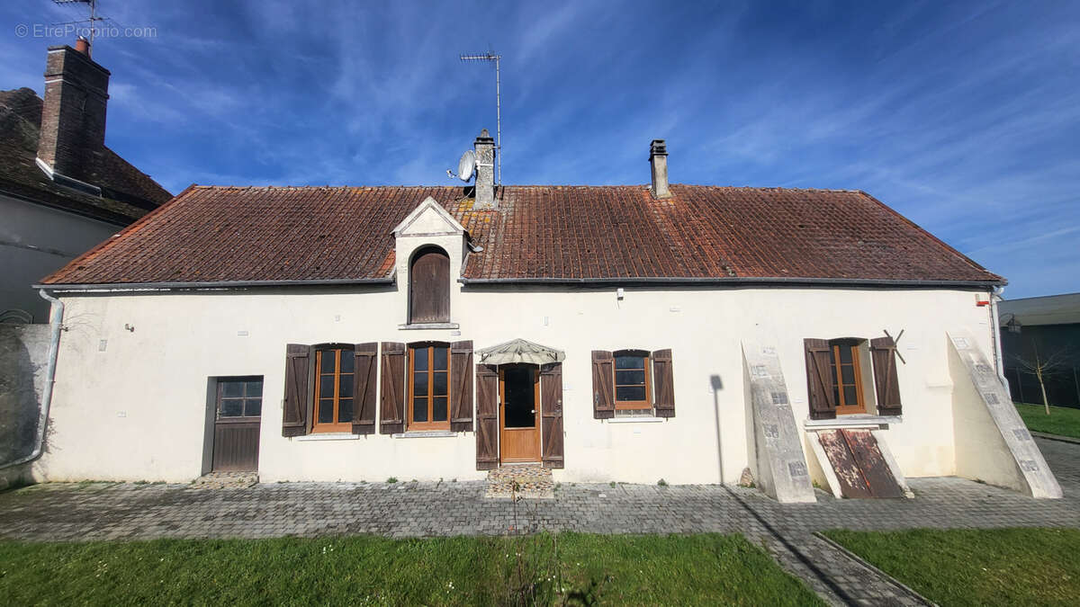 Maison à PERCENEIGE