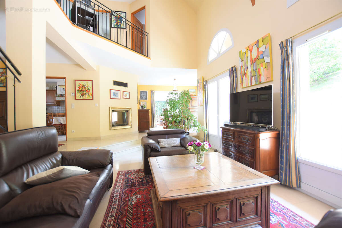 Maison à LEVIS-SAINT-NOM