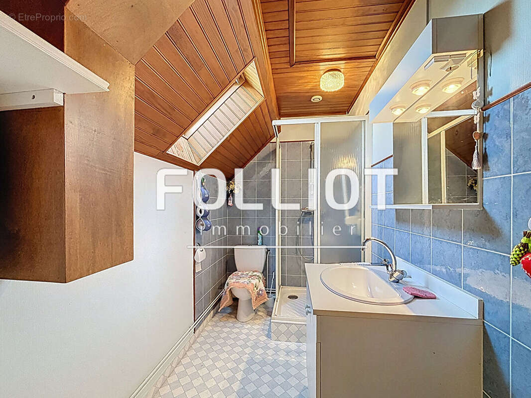 Maison à LINGREVILLE