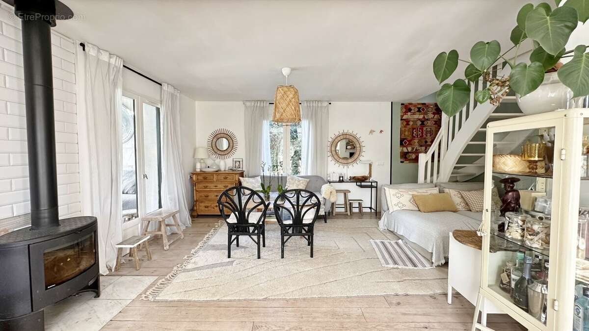 Maison landaise de type t5 de 152 m2 avec piscine - photo 7