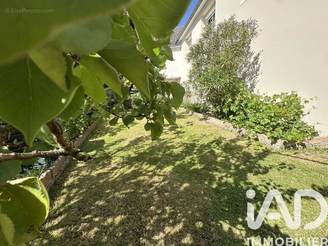 Maison 110 m² à Saint-Pair-Sur-Mer  - photo 7