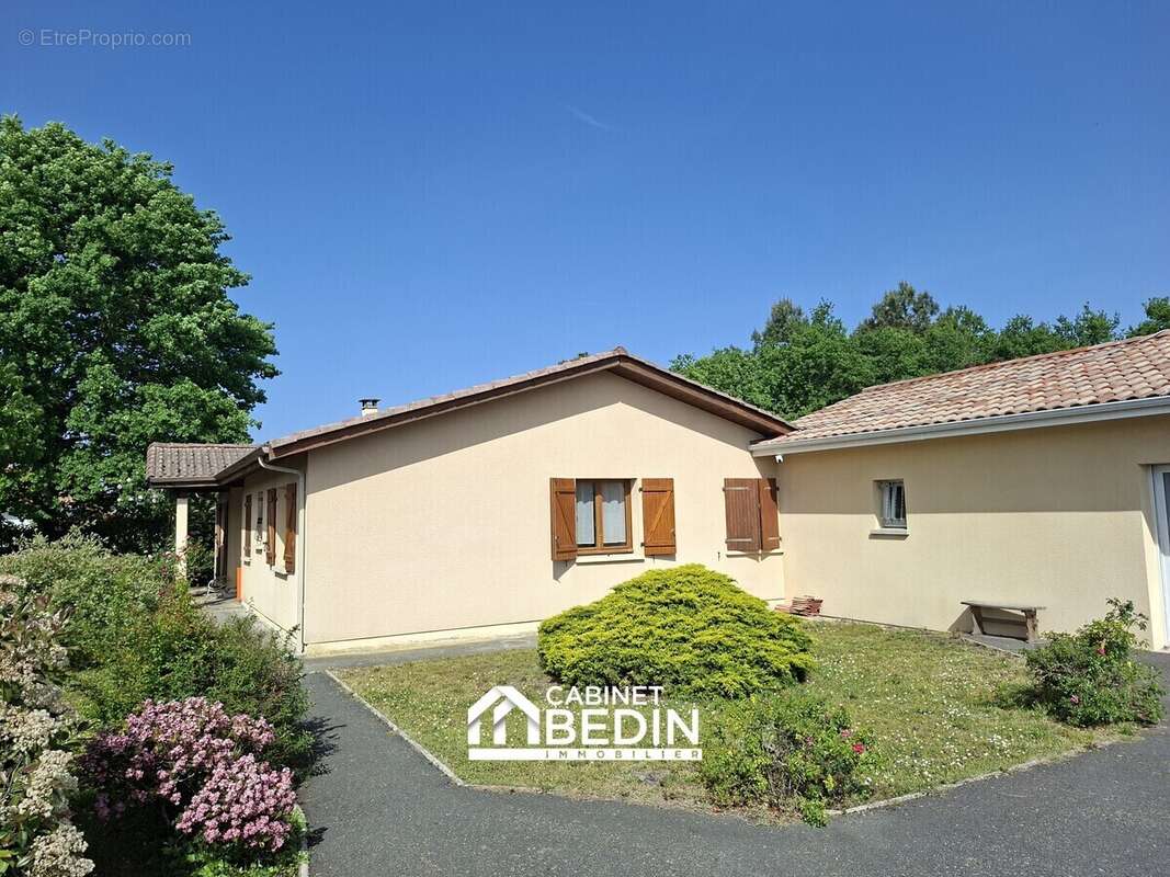 Maison 156 m² à Biganos  - photo 2