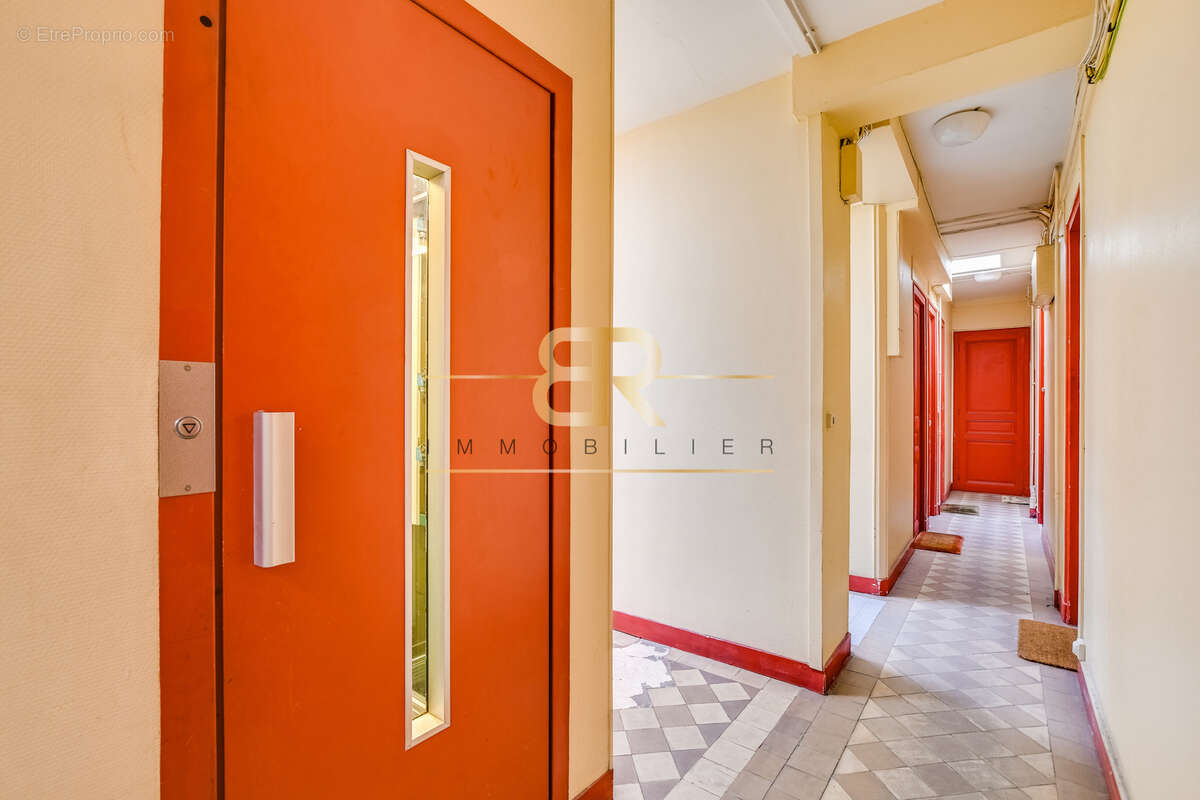 Appartement à PARIS-12E