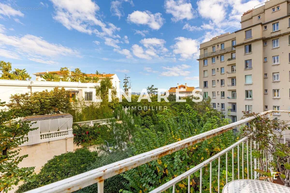 Appartement à MARSEILLE-8E