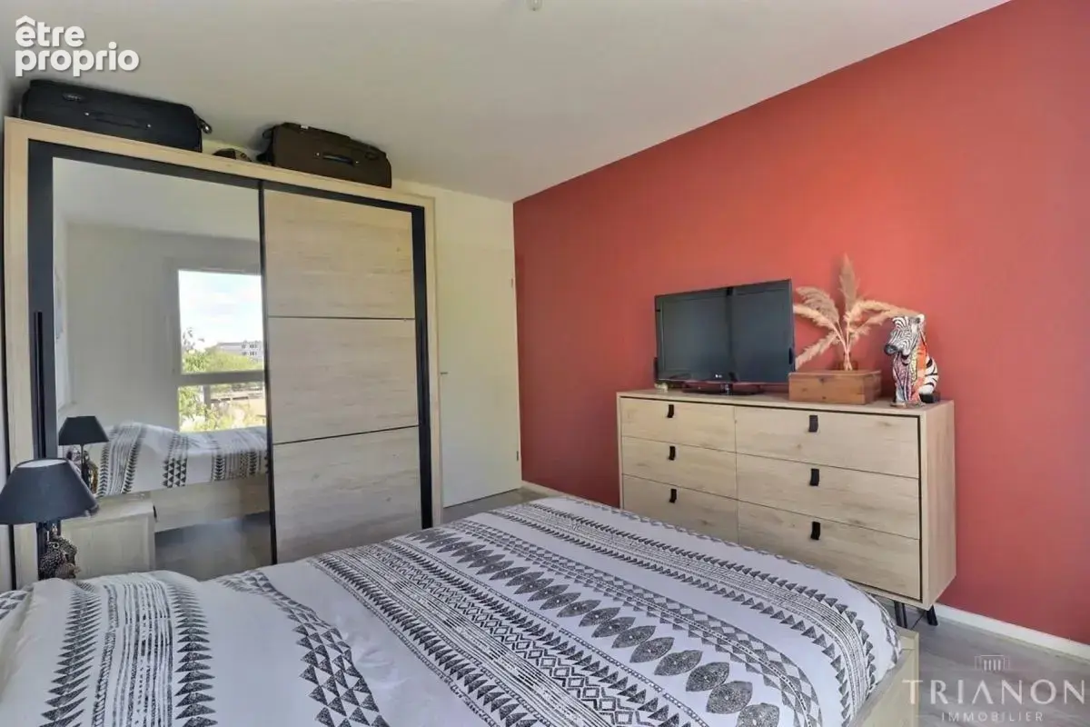 A Vendre sur Trappes - Appartement 4 pièces de 81 m² - Terrasse et balcon - 2 places de paking - photo 8