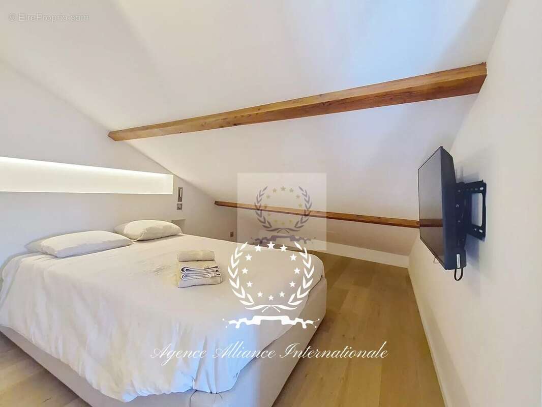 Dernier étage d'exception de 100 m² – terrasse – vue mer & port - photo 26