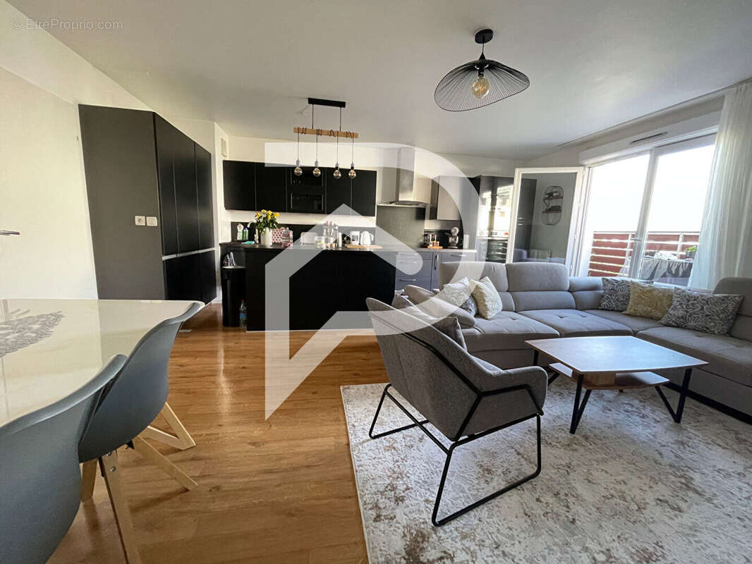 Appartement à LIMEIL-BREVANNES