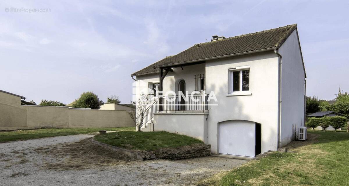 Maison à VOUNEUIL-SUR-VIENNE