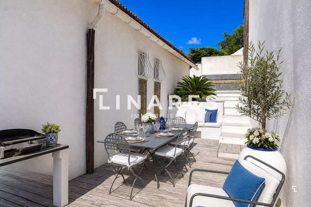 Maison à MARSEILLE-7E