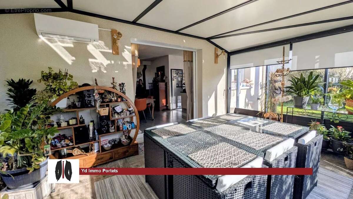 Maison à CASTRES-GIRONDE