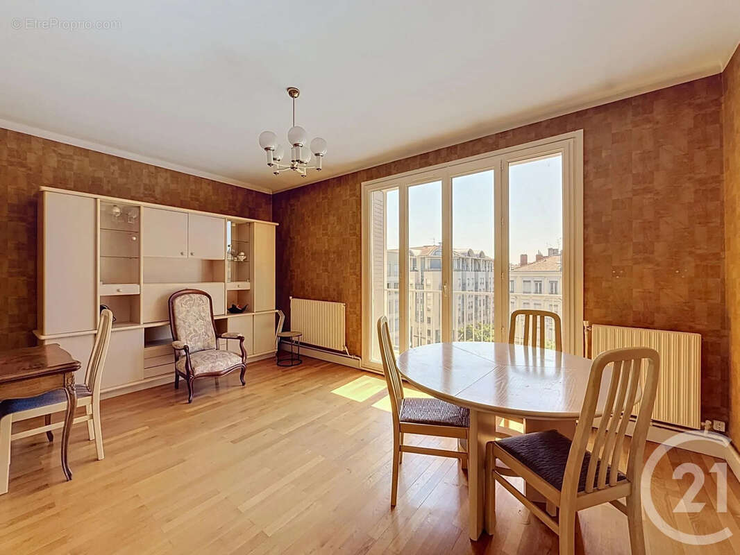 Appartement à LYON-7E