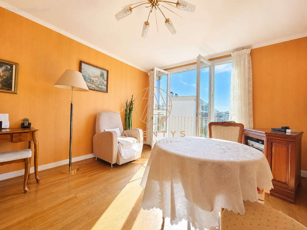 Appartement à VILLIERS-SUR-MARNE