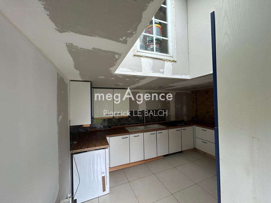 À vendre Maison en pierre rénovée de 112 m² à Plounérin - photo 7