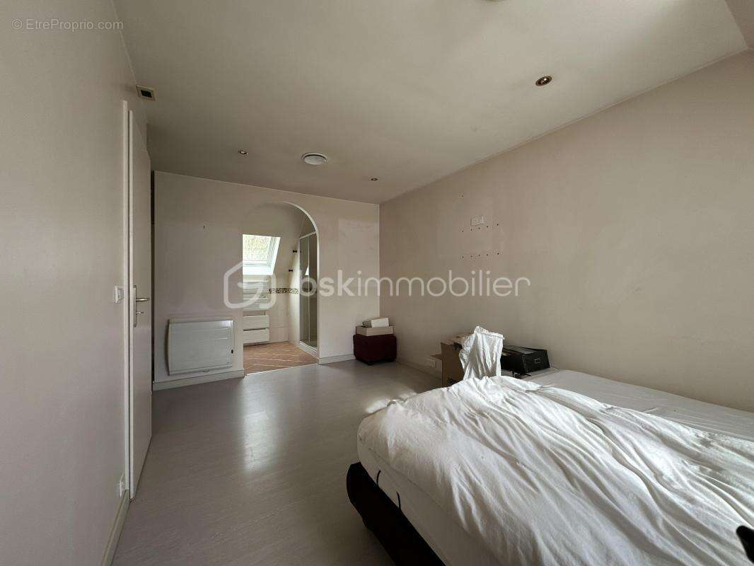 Maison à SOISY-SUR-SEINE