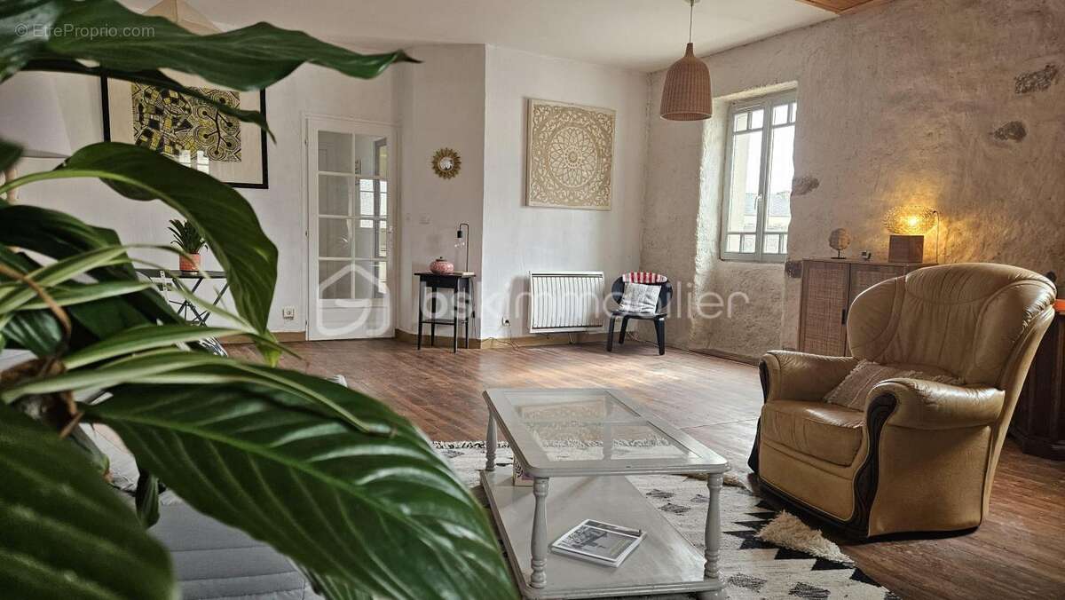 Maison à COMMANA