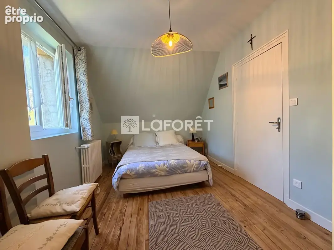 Secteur Vic Sur Cere maison 5 pièces118 m2 sur un parcelle de 340 m² - photo 13