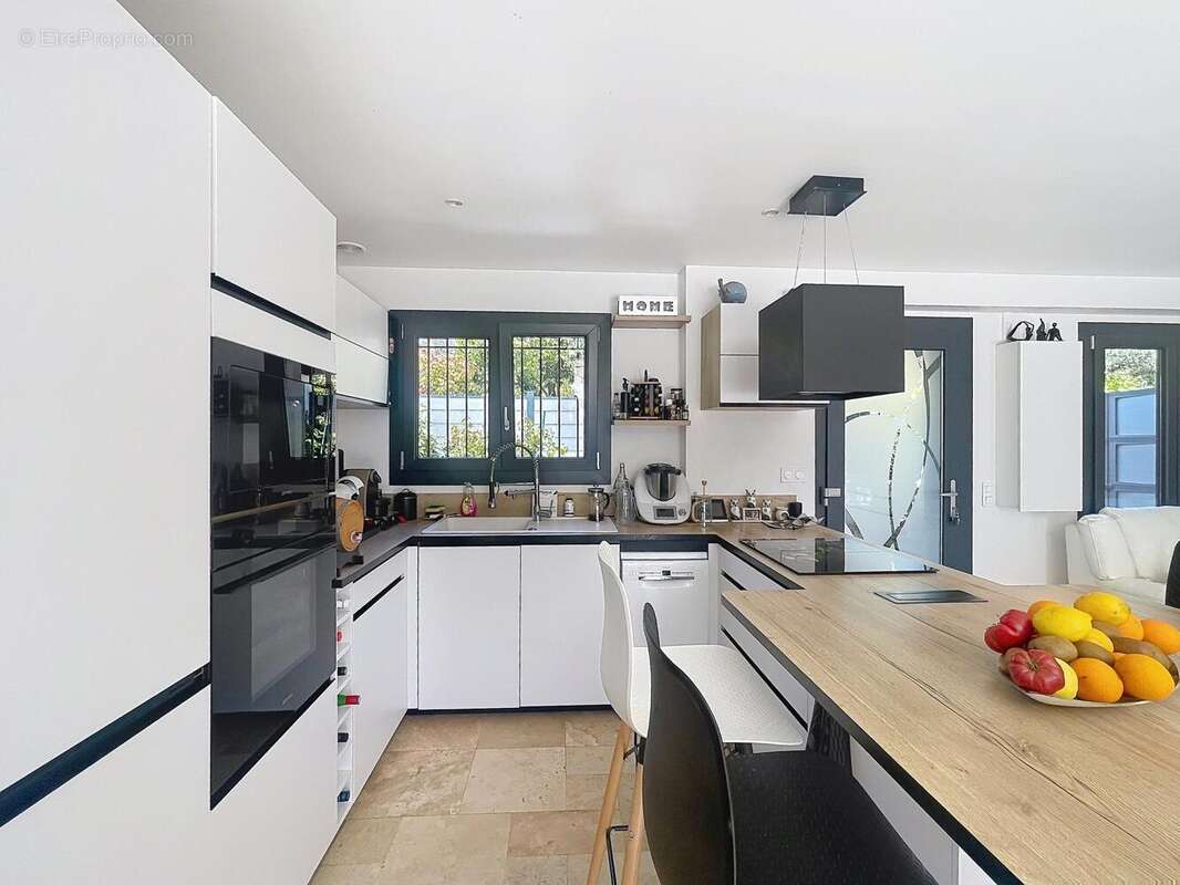 Photo 4 - Maison à TOURRETTES