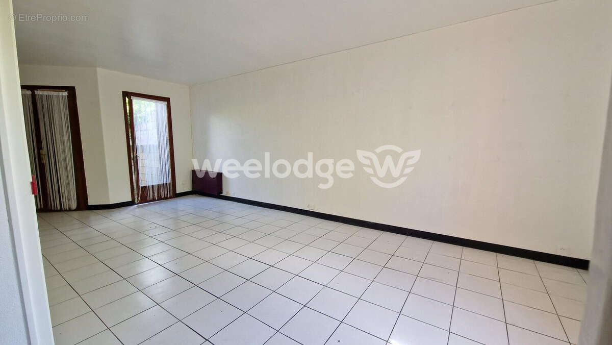 Maison à JOUY-LE-MOUTIER