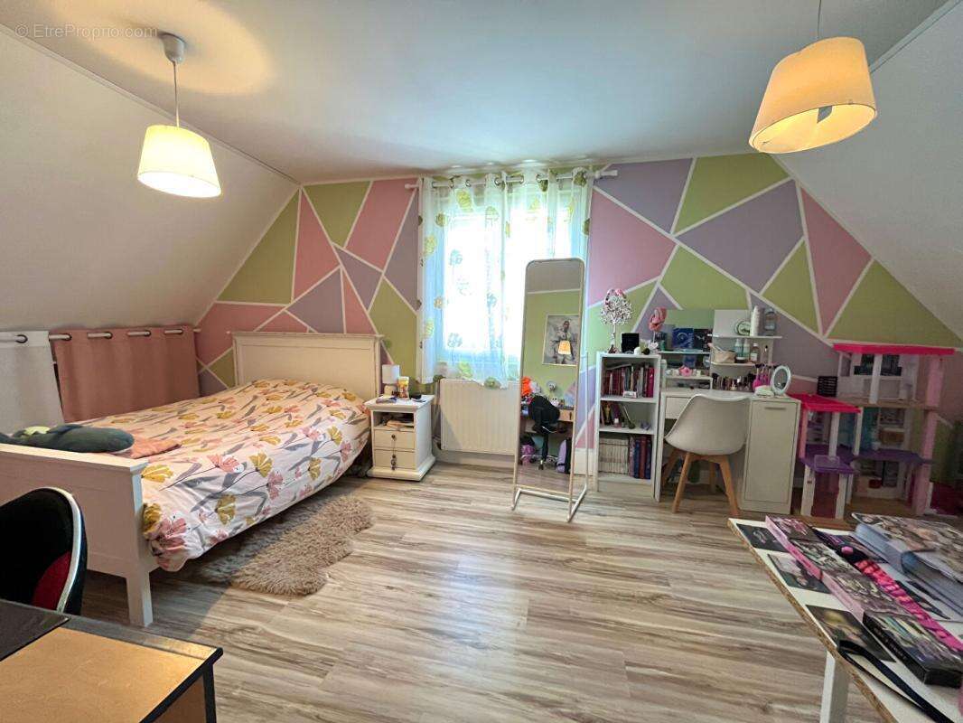 Maison à THOUROTTE