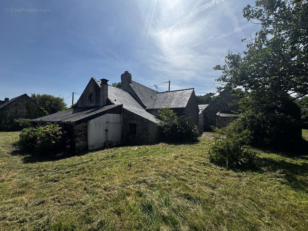 Maison à ROSCANVEL