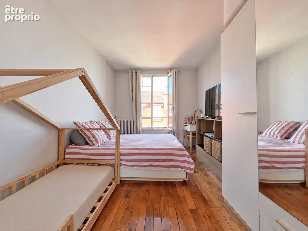 Duplex 3 pièces de 54,67 m2 carrez et 78,52 m2 au sol, quartier Bécon - photo 4