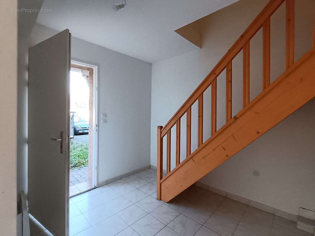 Maison à SAINT-LYS
