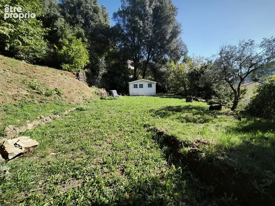 Mas rénové de 195m2 avec 1750m2 de terrain avec vue dégagée - photo 17