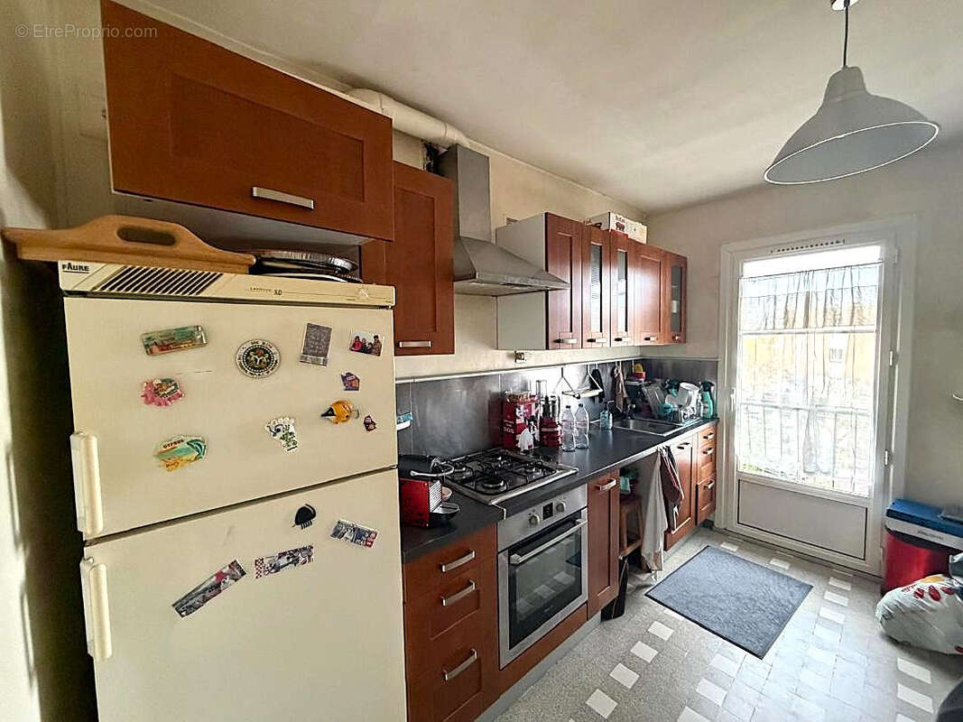 Appartement à MARSEILLE-12E