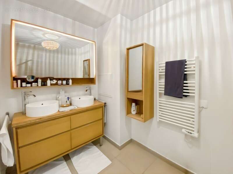 Appartement à ELANCOURT