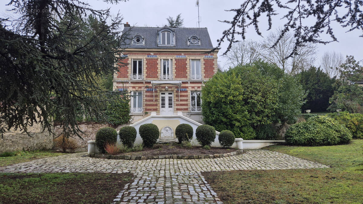 Maison à CHAUMONT-EN-VEXIN