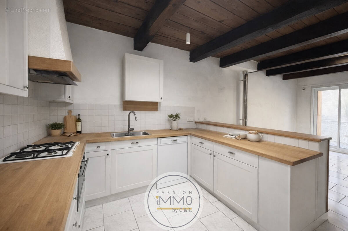 Maison à LES MEES