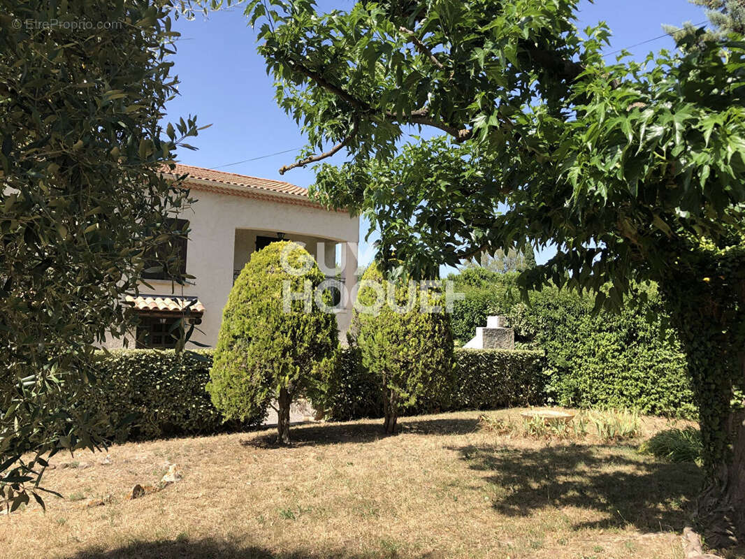 Maison à SAINT-ETIENNE-DU-GRES