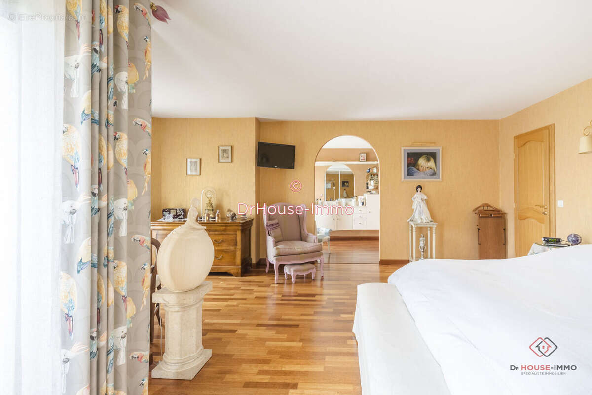 Maison à BRY-SUR-MARNE