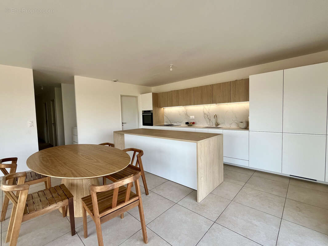 Maison de Plain-Pied, Contemporaine T4 avec Garage - photo 5