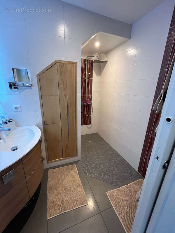 Maison à SAINT-DIDIER-SUR-BEAUJEU