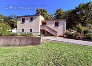 Maison à SAINT-PERAY