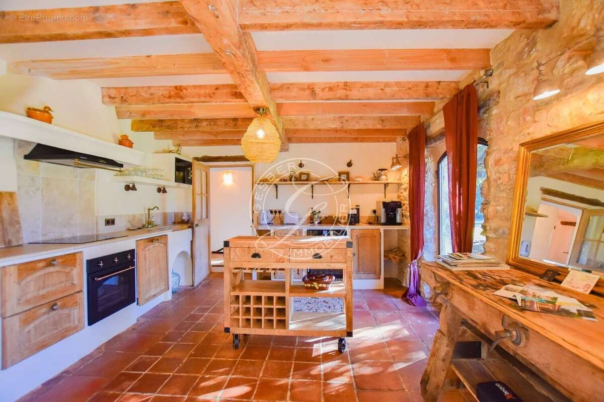 Maison à LORGUES